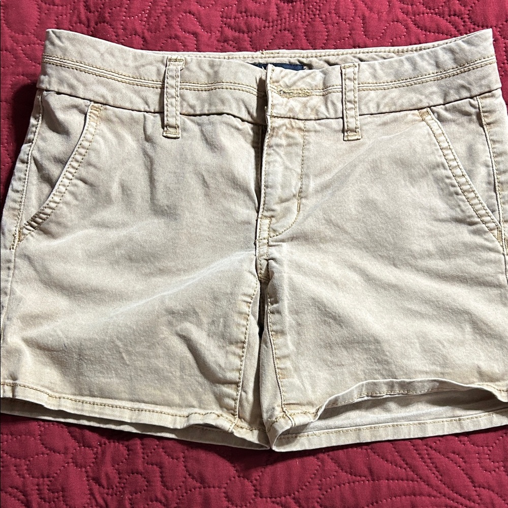 American Eagle Outfitters Women's Cream Jean Shorts